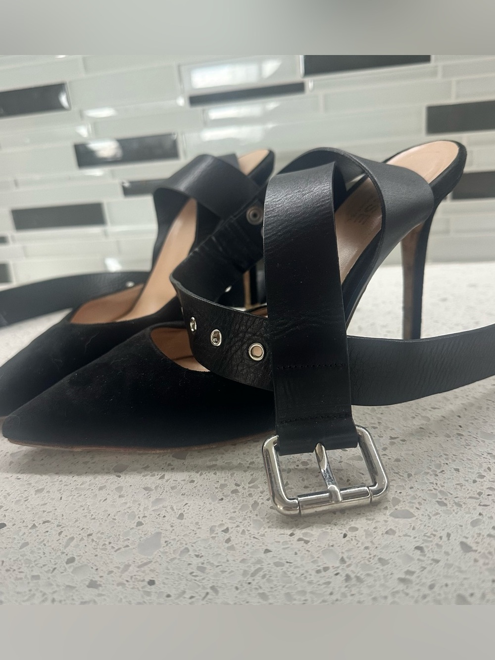 Monse Pumps